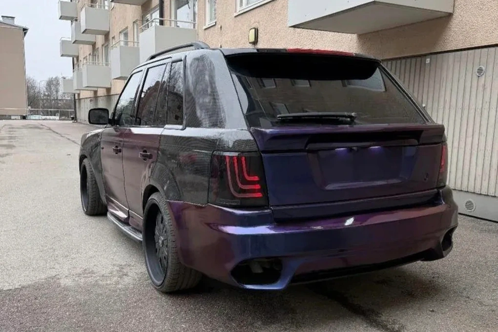 Chiếc Range Rover Sport độ theo phong cách Rolls-Royce Cullinan - 2 Chiếc Range Rover Sport độ theo phong cách Rolls-Royce Cullinan - 2