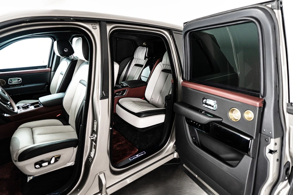 Rolls-Royce Cullinan có khả năng chống lựu đạn - 3