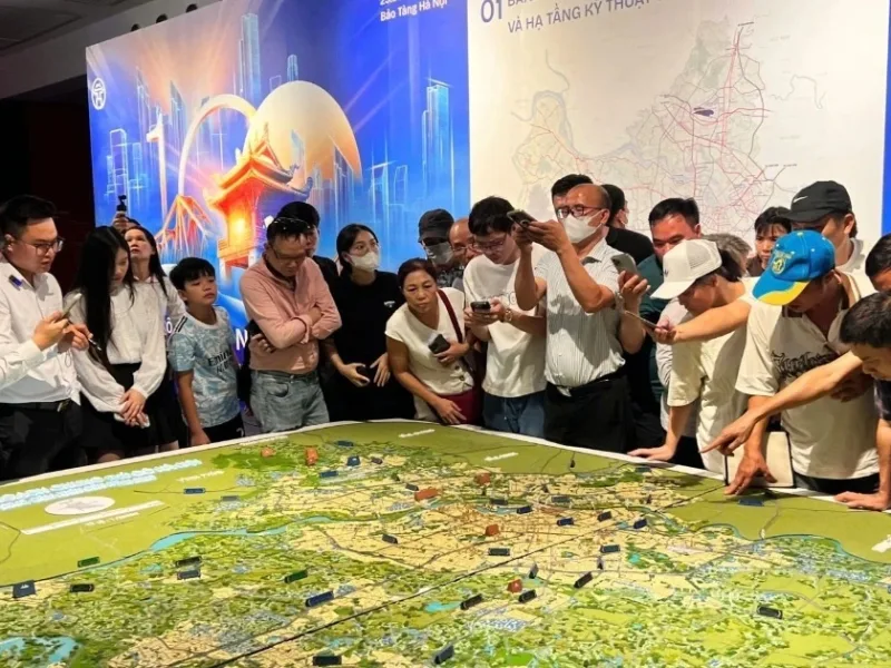Quy hoạch Hà Nội 100 năm: Người dân quan tâm sông Hồng, trăn trở an cư