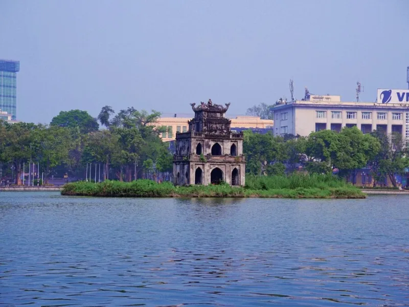 Hồ Gươm. Ảnh: Hữu Quyết/Pexels