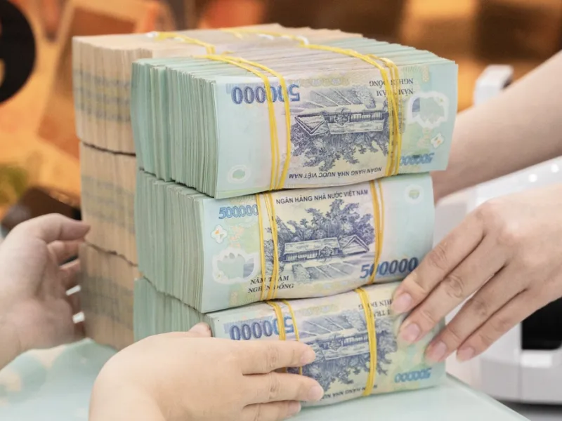 Loạt ngân hàng triển khai cộng thêm lãi suất, có gì đáng chú ý? - 1