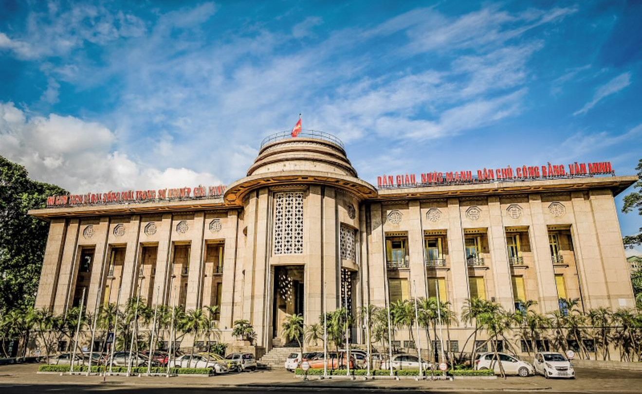 NHNN sắp có hướng dẫn ngân hàng cho vay "siêu dự án" tại Hà Nội, nâng trần tín dụng lên tối đa 52% vốn tự có - Ảnh 1.
